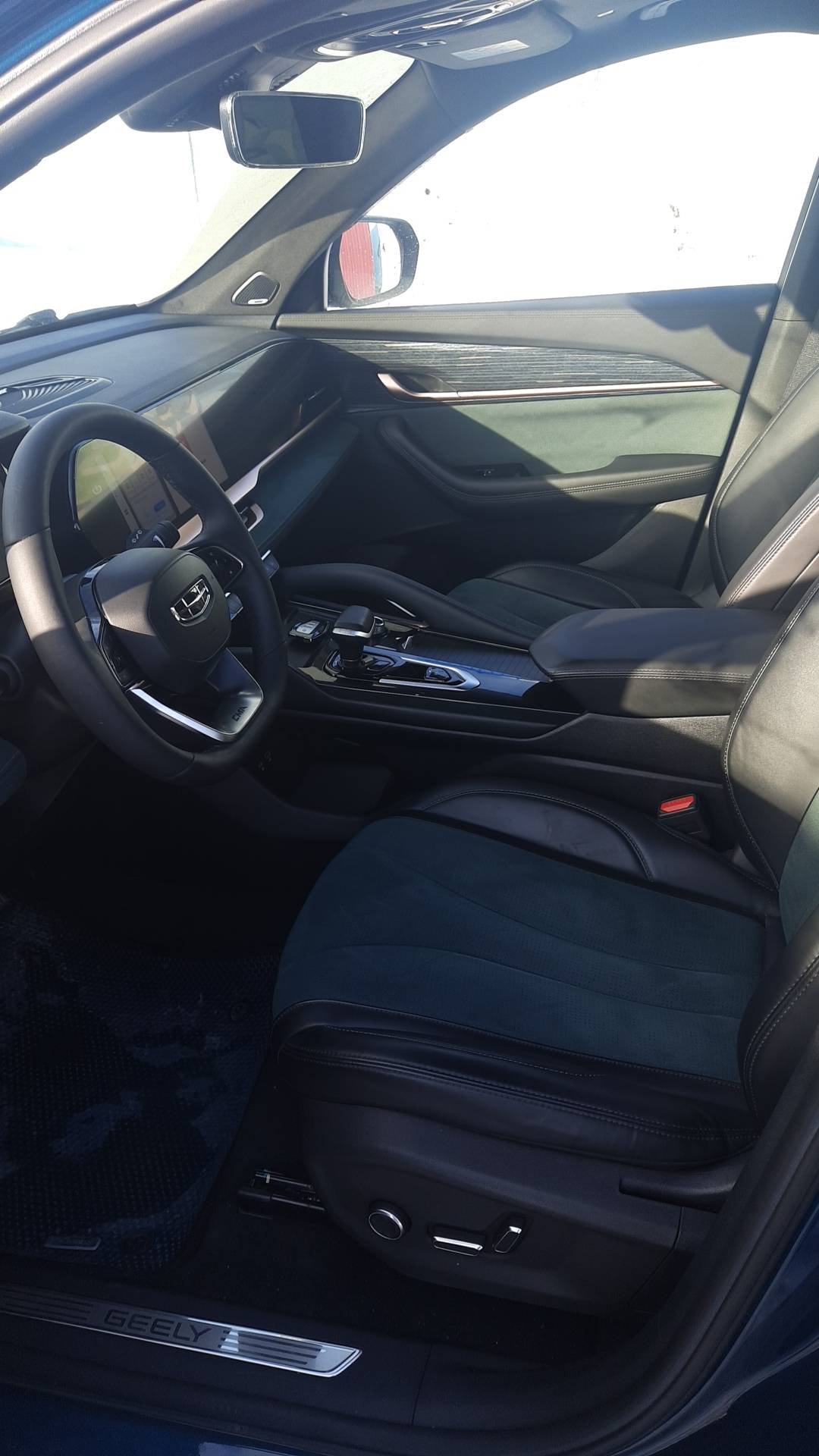 Geely Monjaro,  46 817 км, 2023 года в лизинг