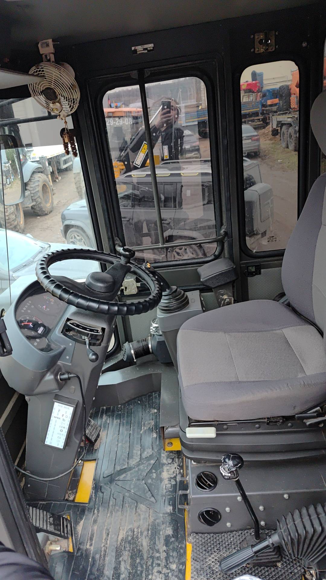 SDLG/LGCE LG933L, 2022 года в лизинг