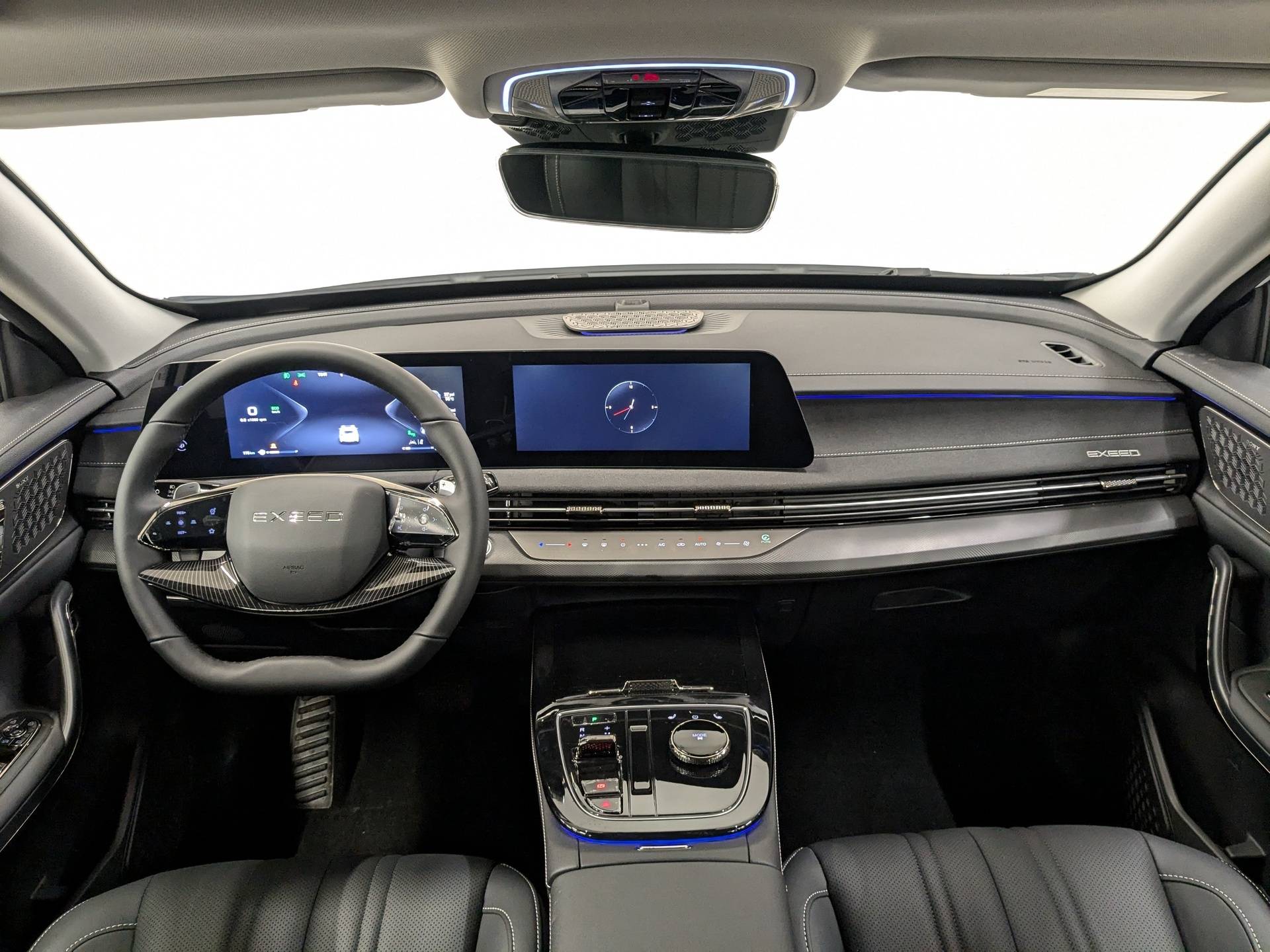 EXEED LX Premium 1.6T 7DCT 4WD