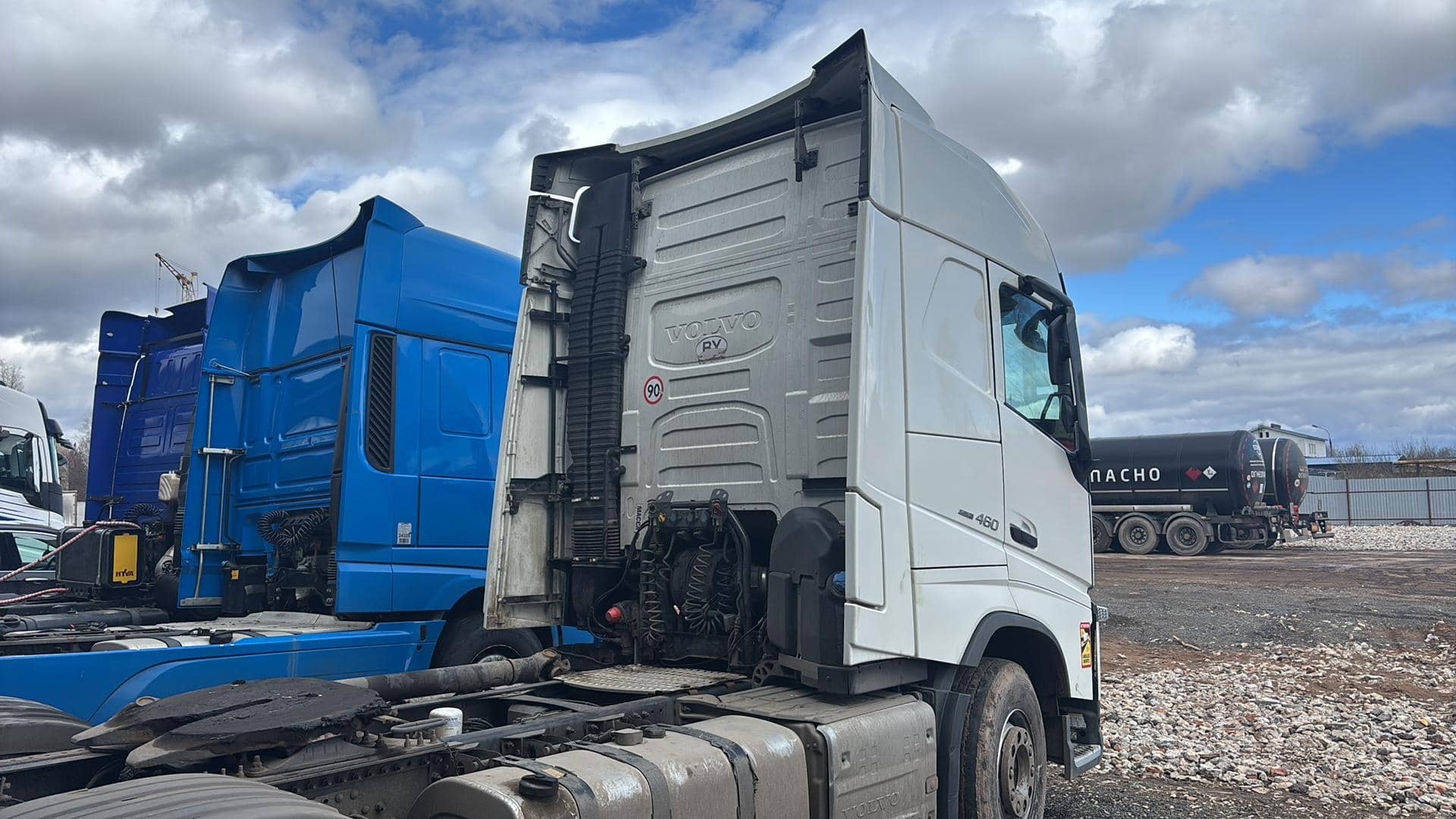 Volvo FH 460 4x2 (FH Globetrotter),  822 616 км, 2020 года в лизинг
