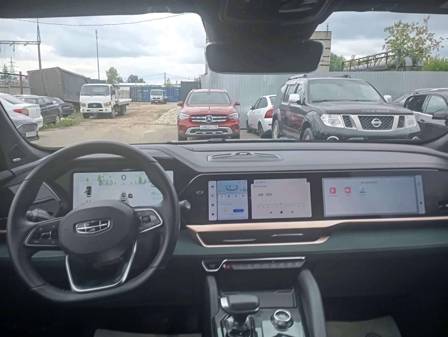 Geely Monjaro,  11 495 км, 2024 года в лизинг