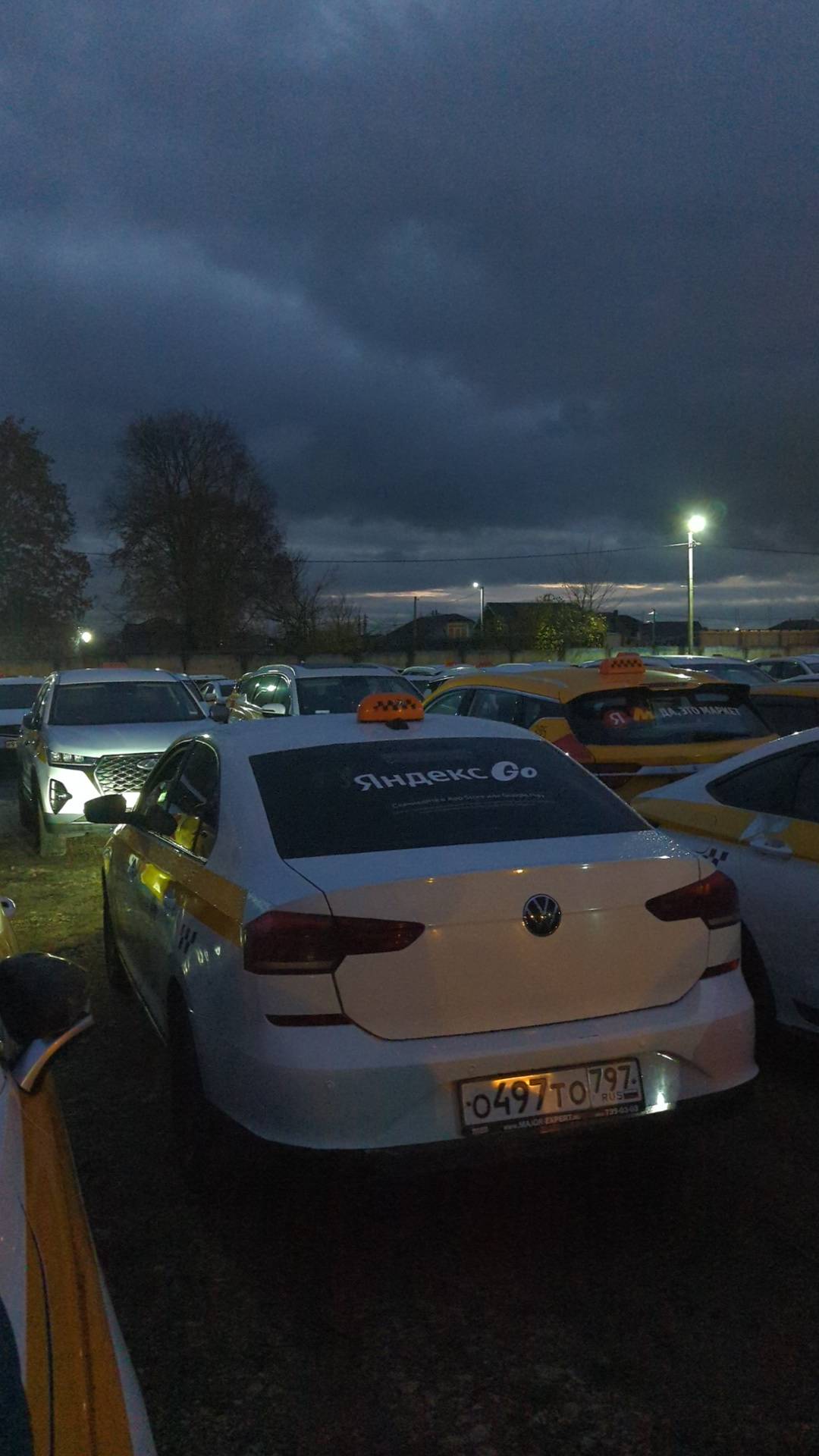 Volkswagen Polo,  184 831 км, 2021 года в лизинг