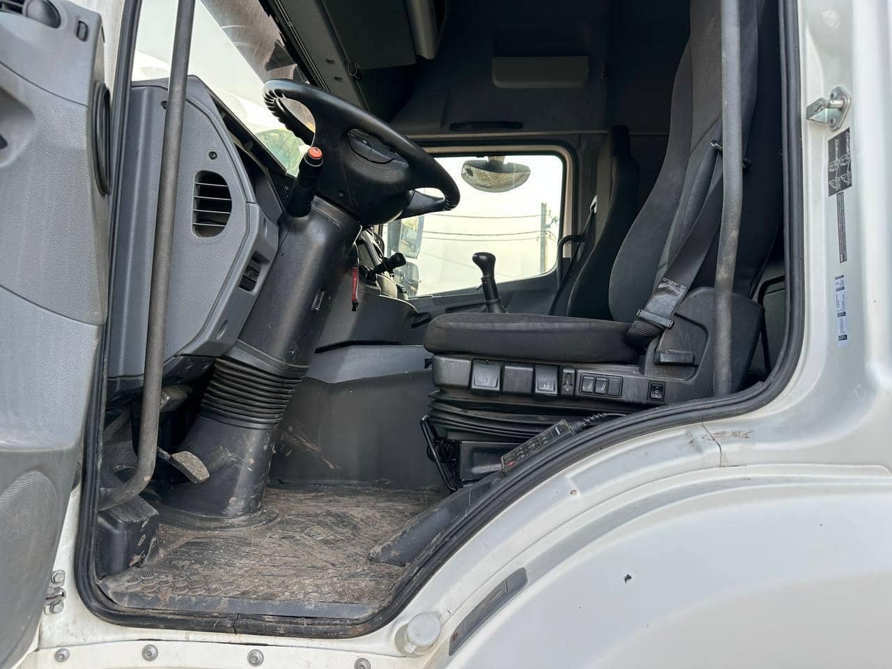 КАМАЗ 5490-S5 (M1840),  486 449 км, 2019 года в лизинг