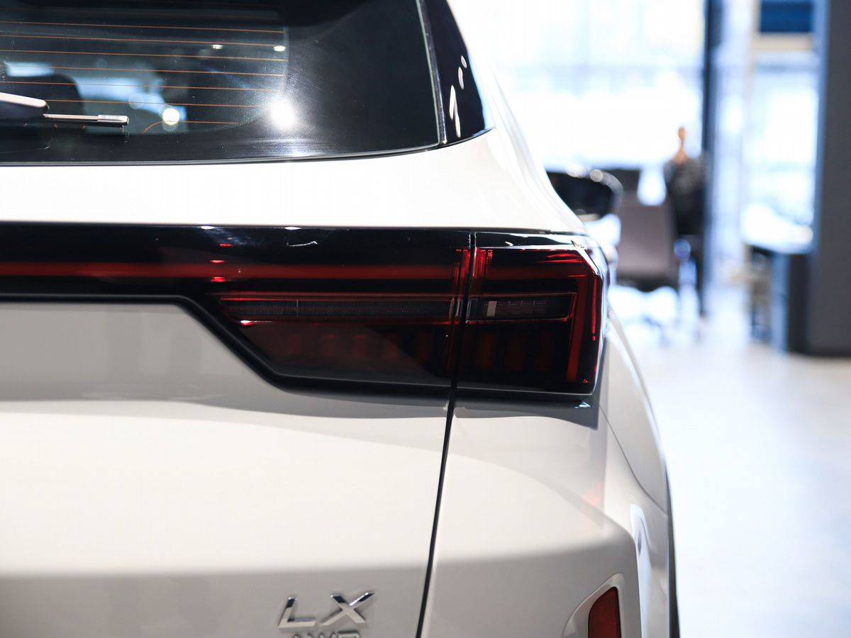 EXEED LX Premium 1.6T 7DCT 4WD