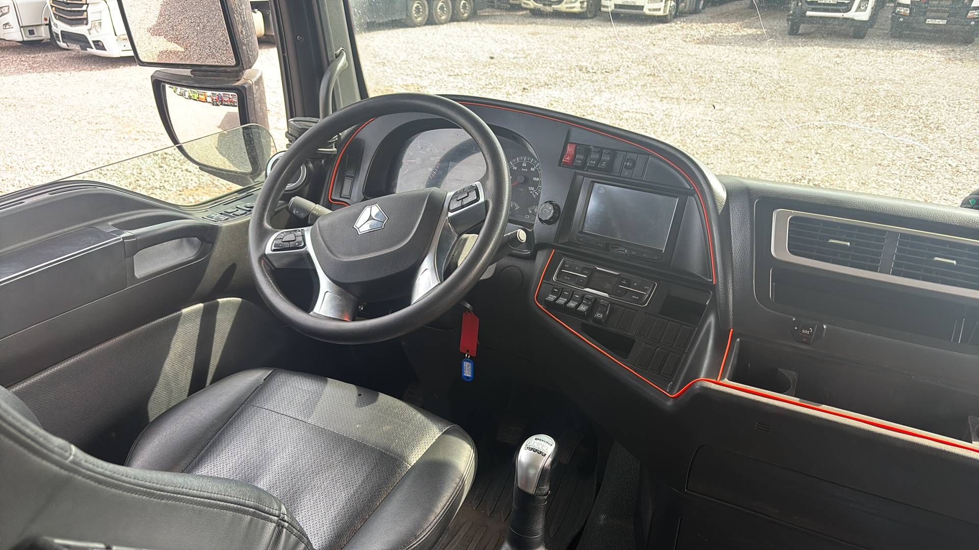 Sitrak ZZ3316V386ME,  153 475 км, 2023 года в лизинг