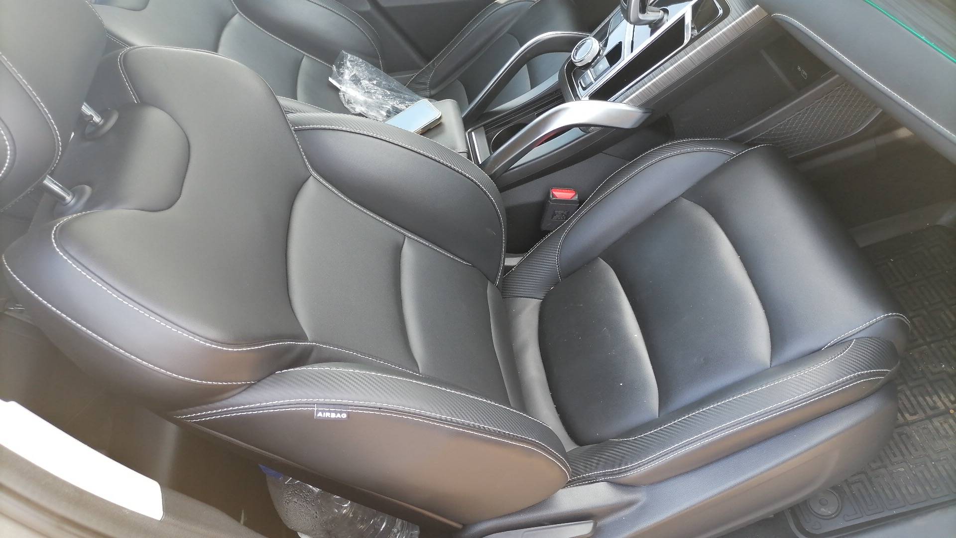 Geely Atlas Pro,  200 000 км, 2022 года в лизинг