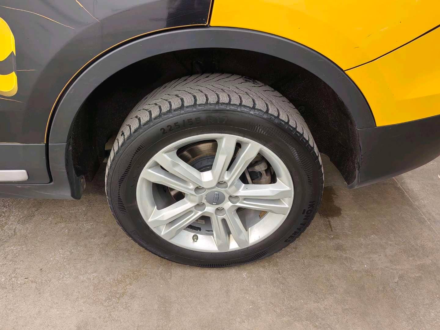 Geely Atlas Pro,  212 465 км, 2023 года в лизинг