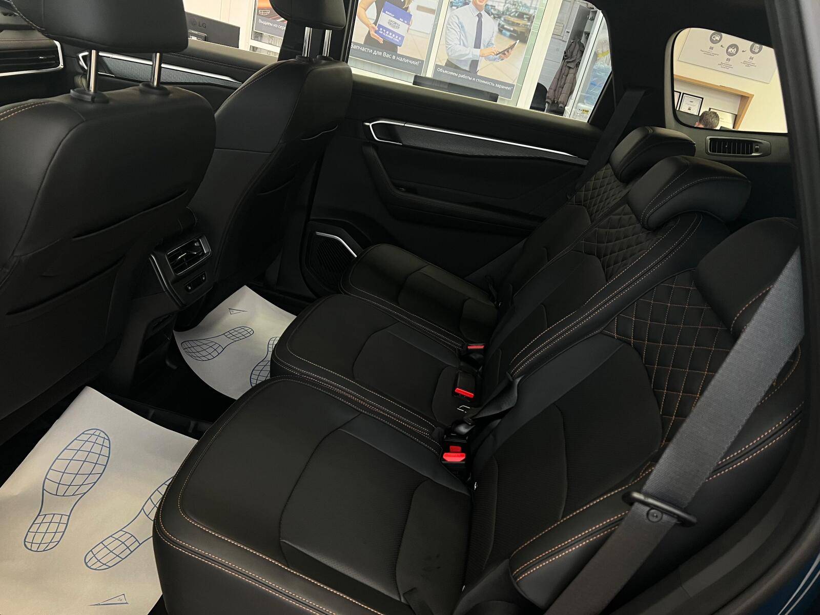 Geely Okavango Flagship 2.0T 7DCT 2WD