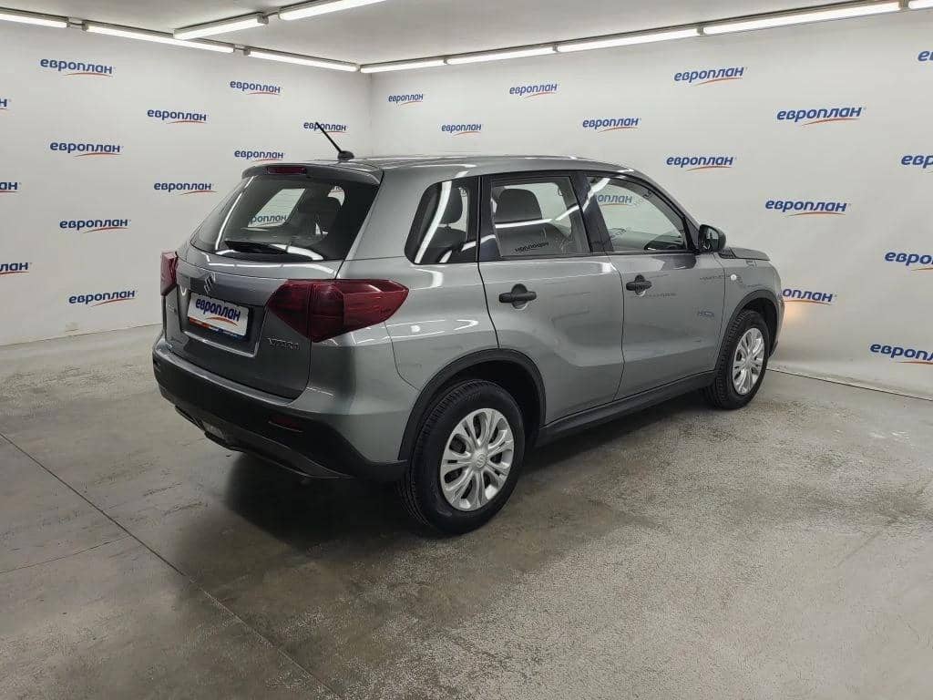 Suzuki Vitara,  337 580 км, 2021 года в лизинг