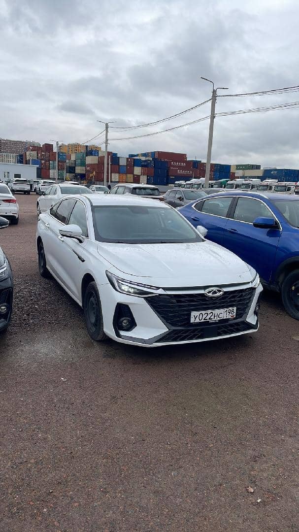 Chery Arrizo 8