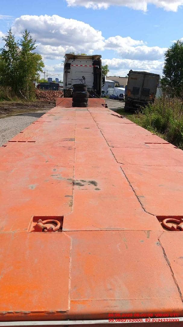 Компания СпецПрицеп Тяжеловоз низкорамный 9942L4, 2022 года в лизинг