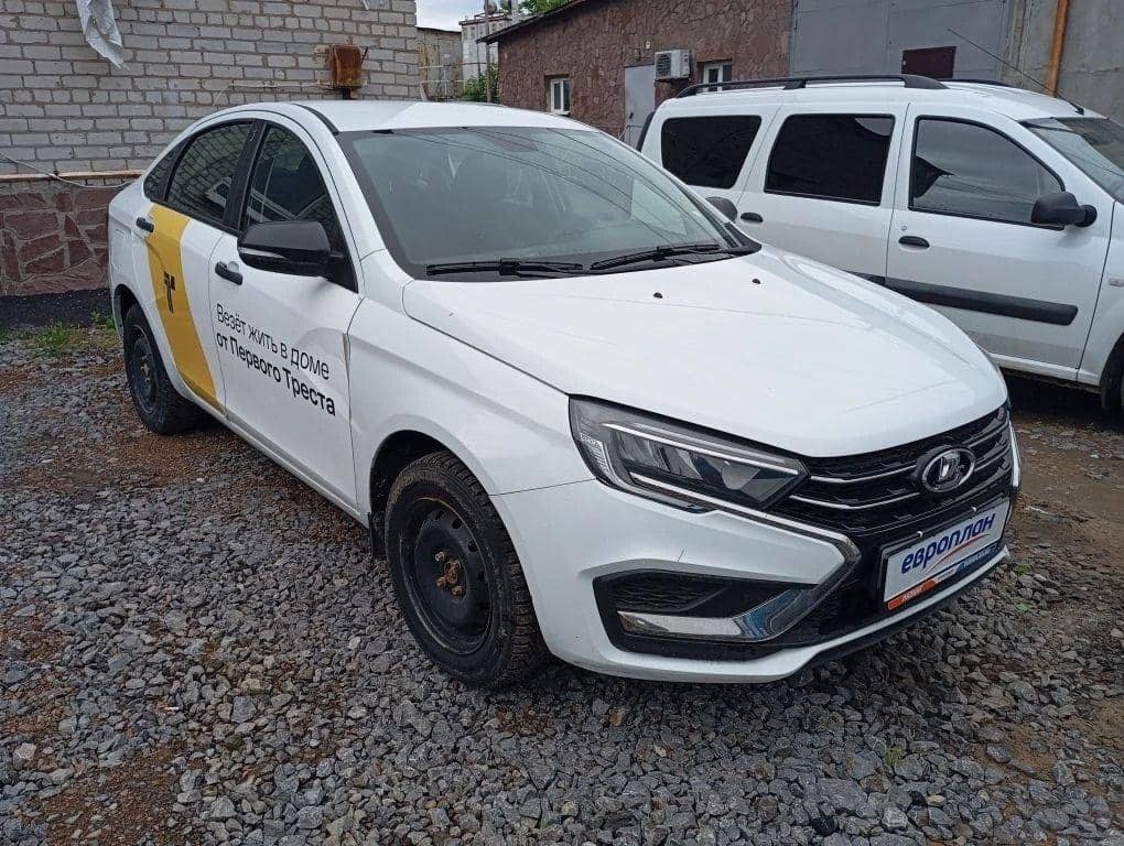 Lada Vesta седан,  140 872 км, 2024 года в лизинг