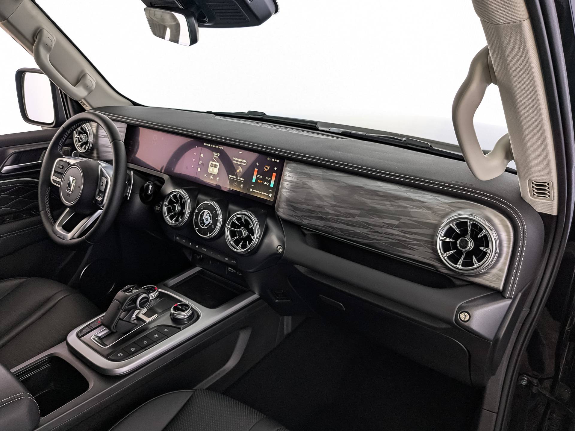 Tank 300 City Premium 2.0 8AT 4WD