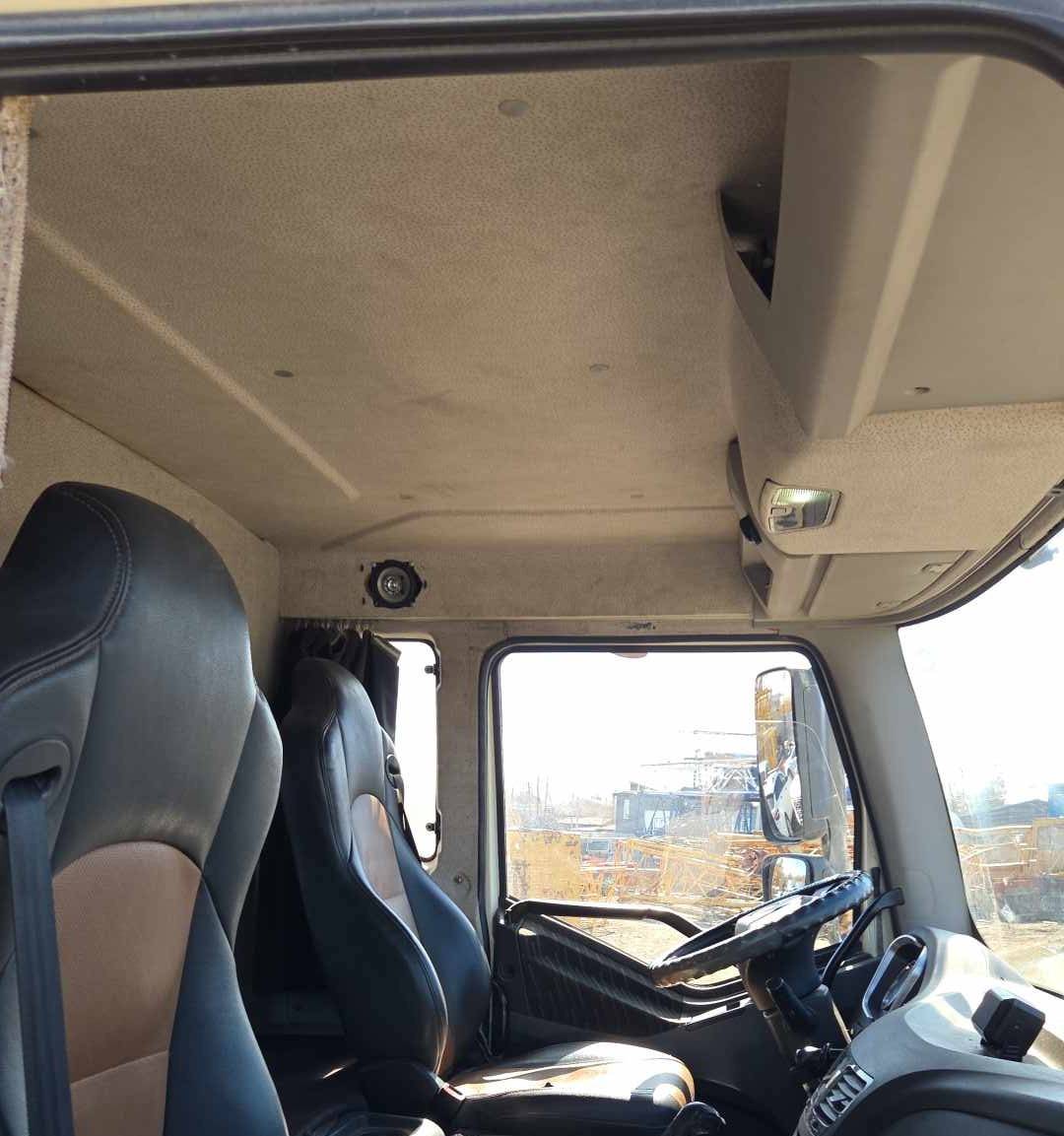 FAW CA3310P66K24T4E5 8х4,  275 565 км, 2023 года в лизинг