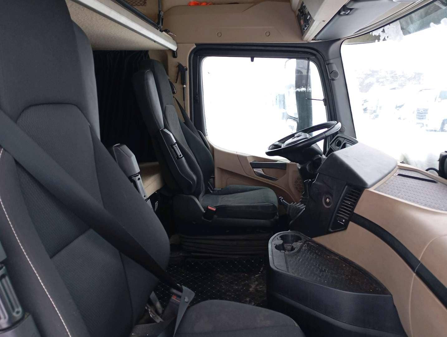 Mercedes-Benz Actros 1848 LS,  162 453 км, 2023 года в лизинг