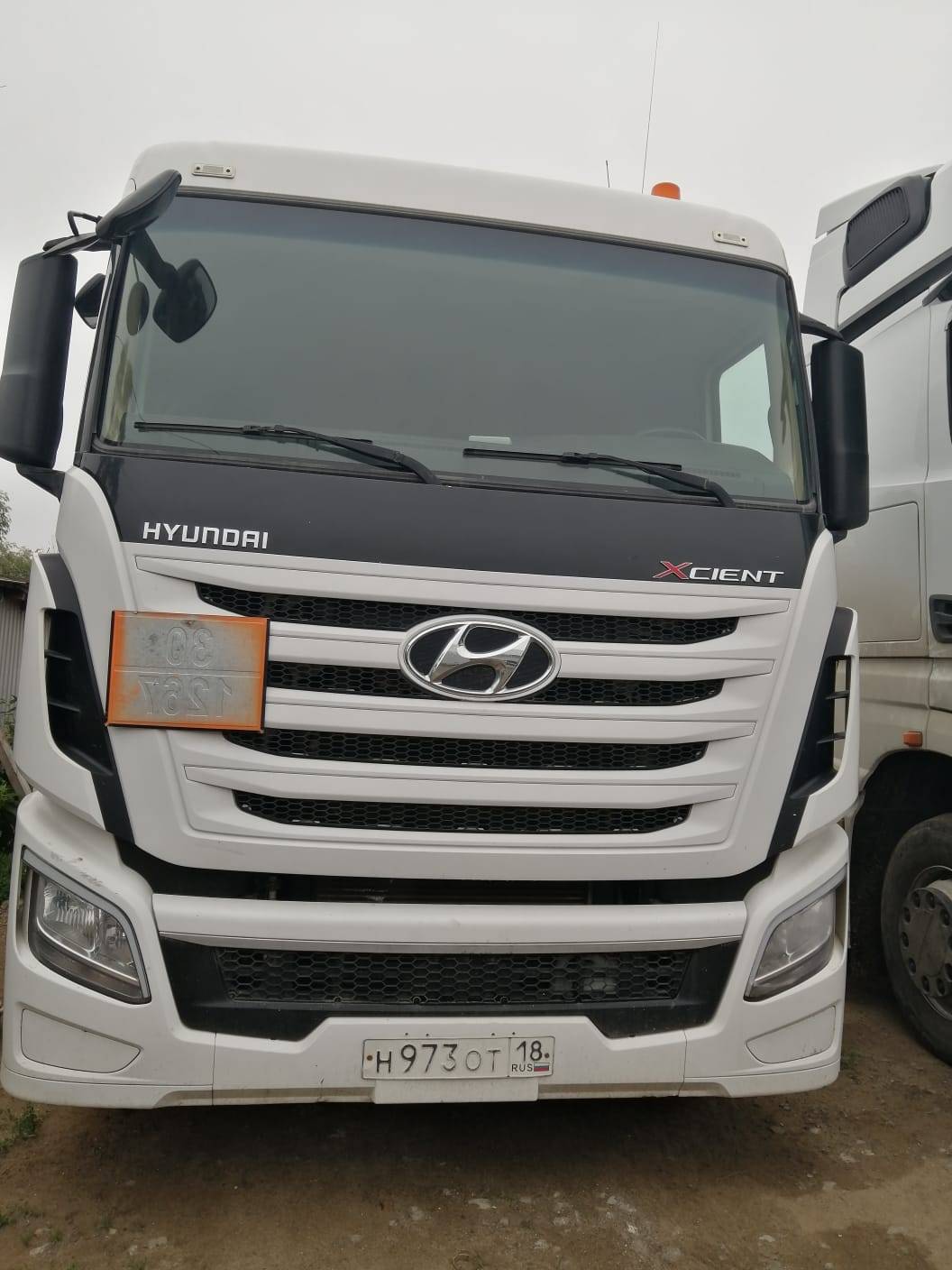 Hyundai XCIENT QZ 6х4