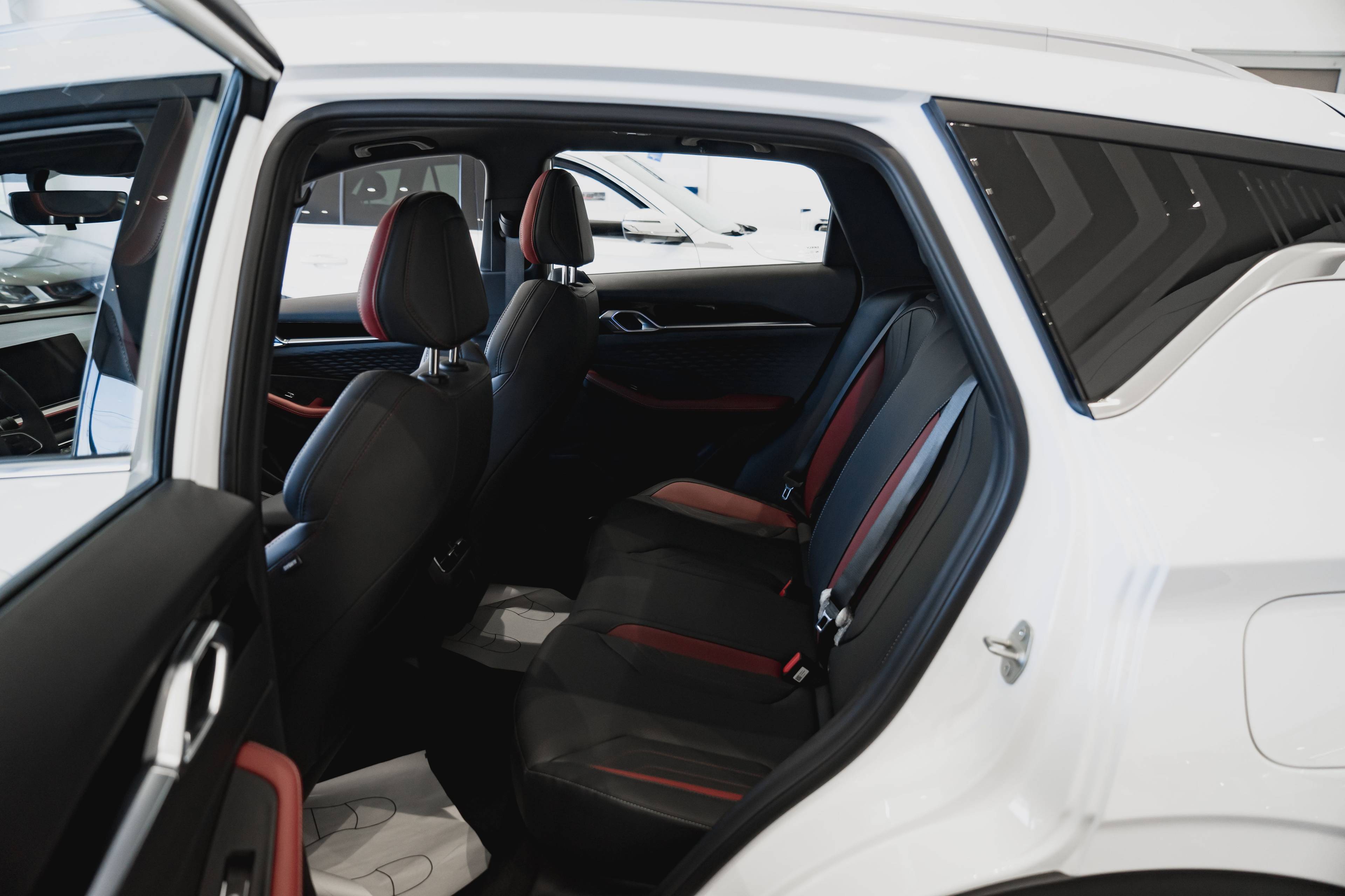 Geely Coolray Luxury 1.5T 7DCT