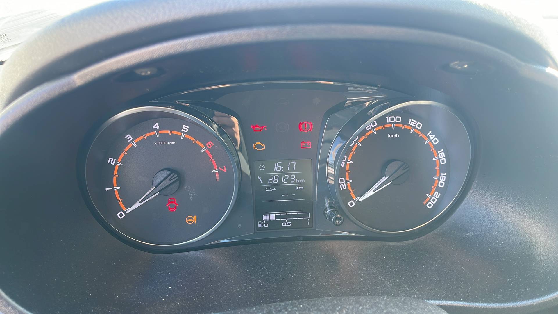 Lada Granta седан,  28 129 км, 2023 года в лизинг