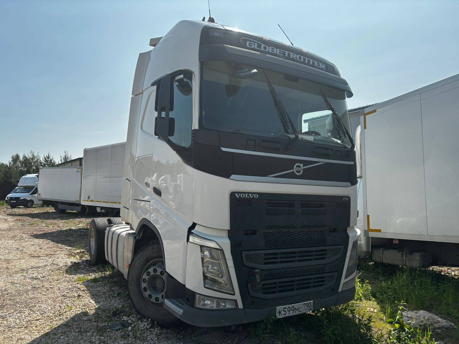 Volvo FH 460 4x2 (FH Globetrotter) Лот 000007053