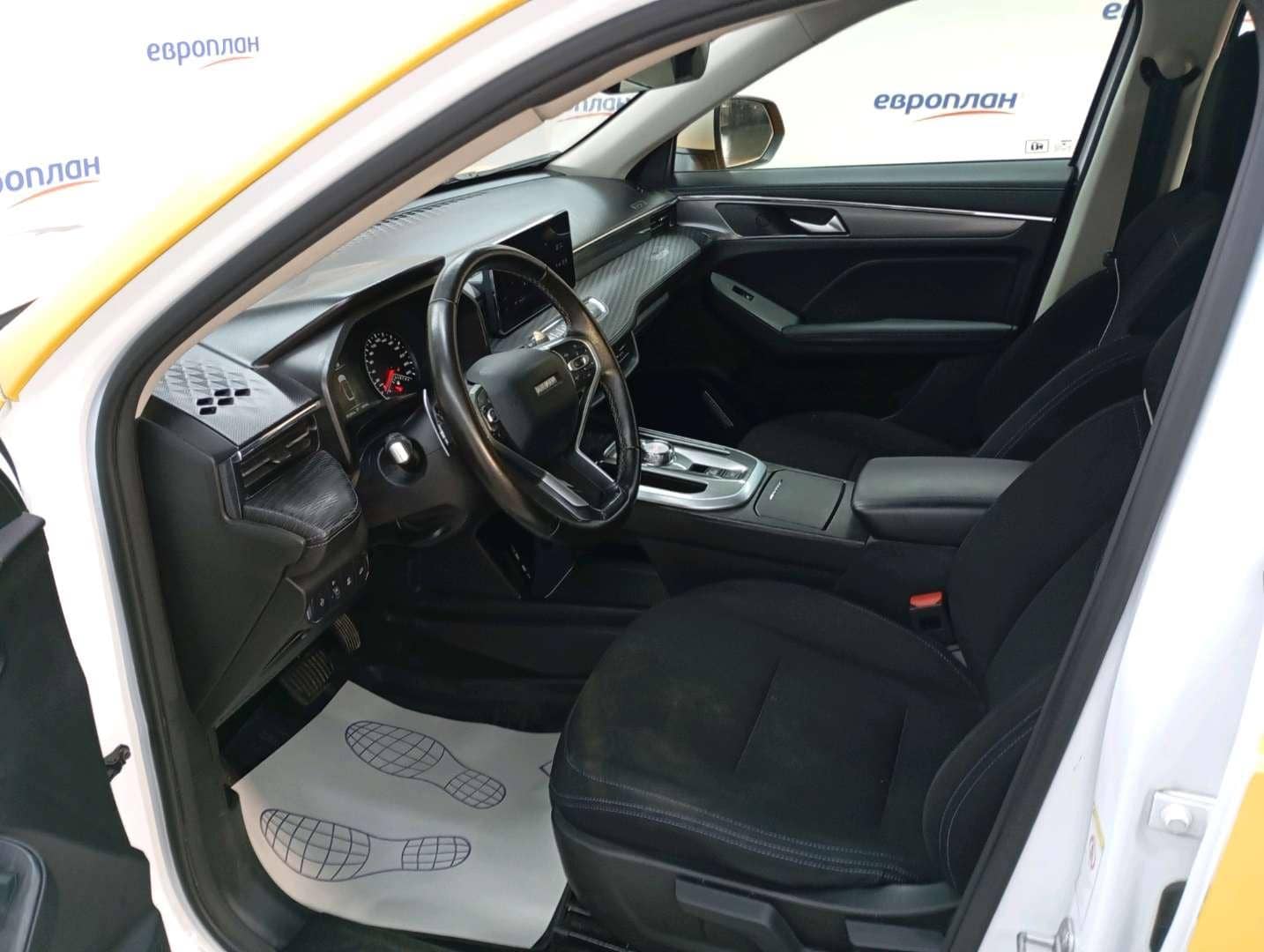 Haval Jolion,  205 381 км, 2023 года в лизинг