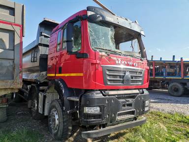 HOWO ZZ3317V386GE1 8х4