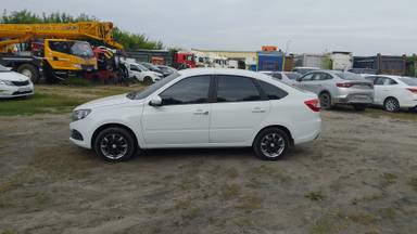 Lada Granta лифтбек