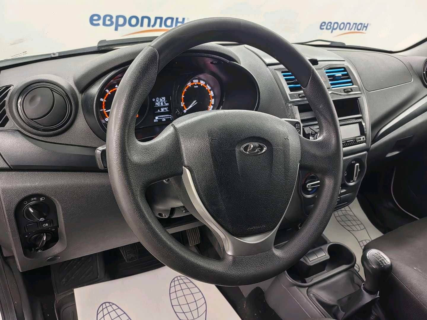 Lada Granta седан,  140 167 км, 2023 года в лизинг