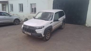 Lada Niva Travel