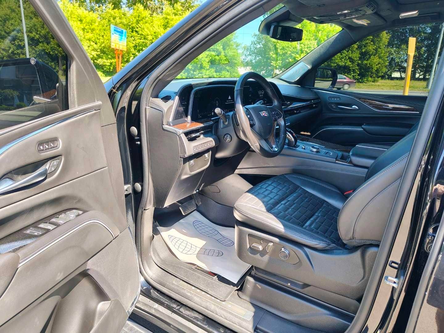 Cadillac Escalade,  94 169 км, 2022 года в лизинг