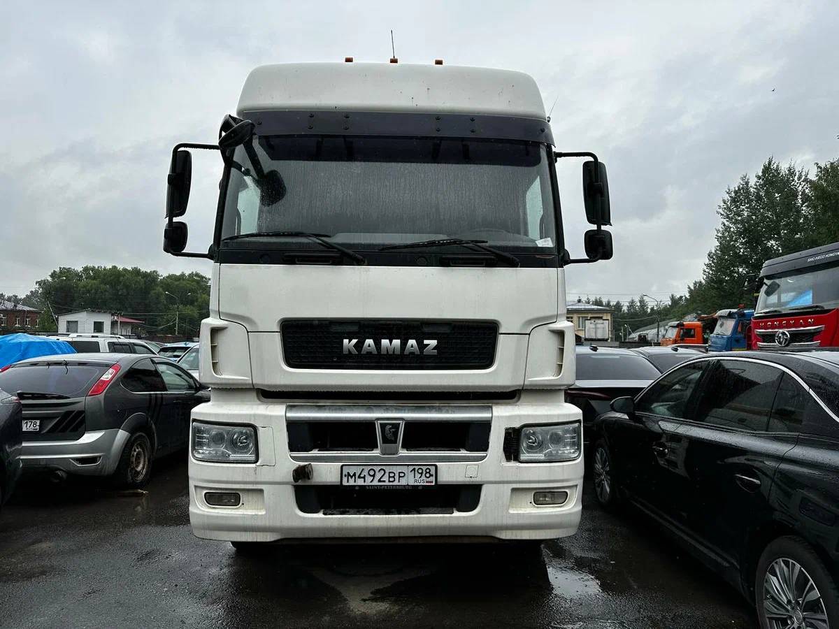 КАМАЗ 65209-S5 (Т2640),  430 848 км, 2021 года в лизинг