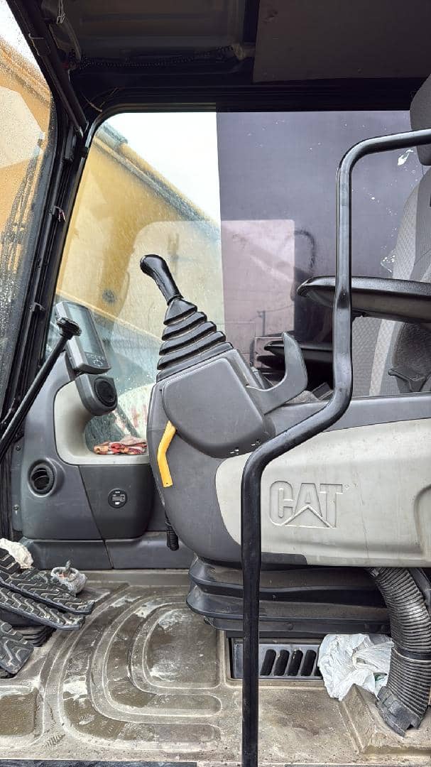 CATERPILLAR 336D2L,  1 км, 2019 года в лизинг