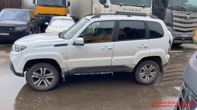 Lada Niva Travel