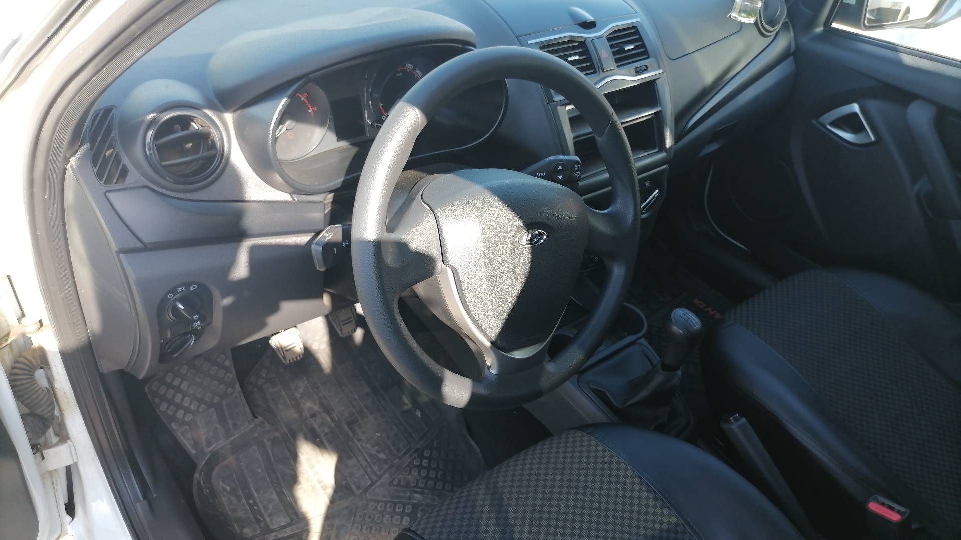 Lada Granta седан,  72 147 км, 2024 года в лизинг