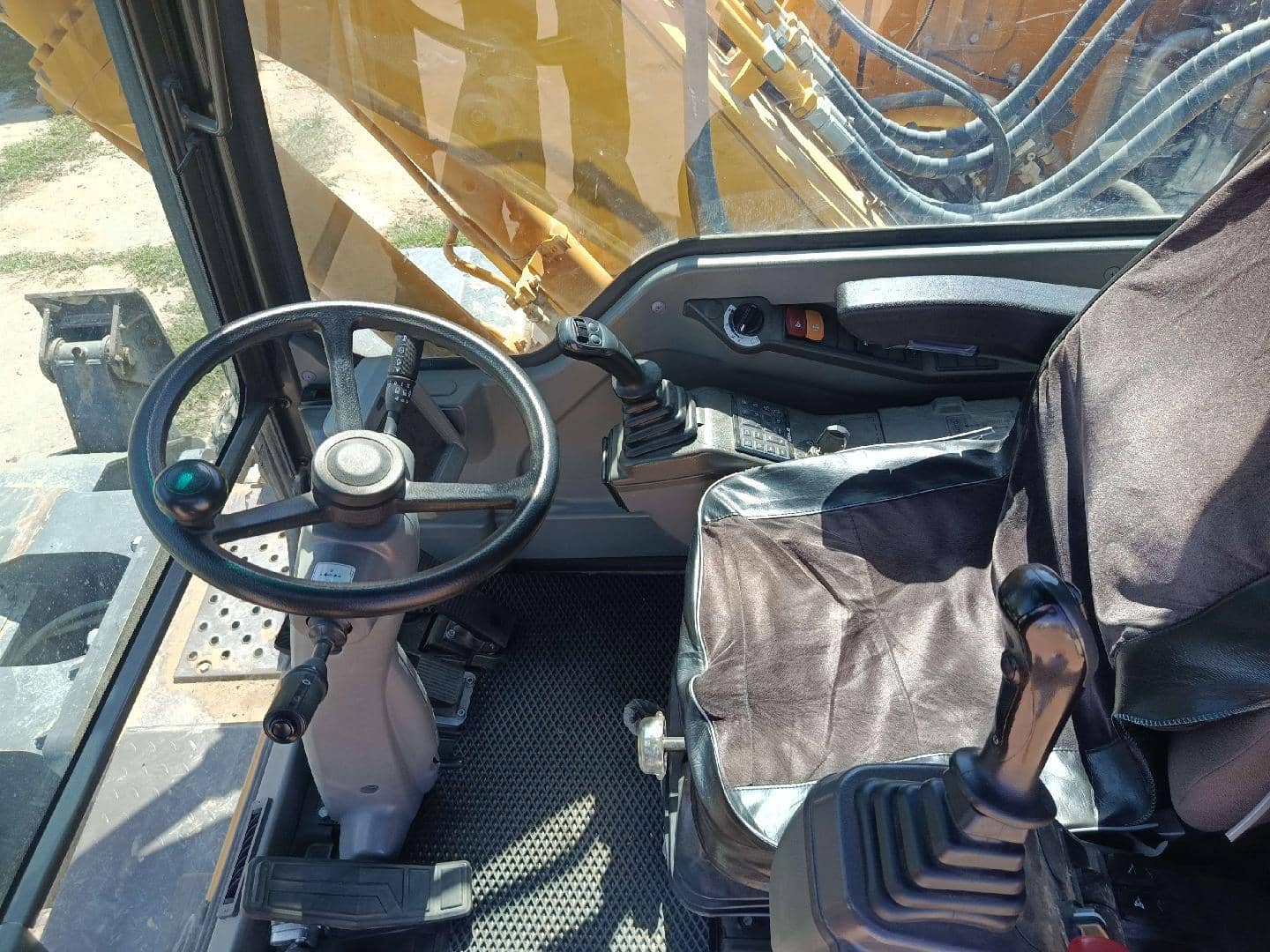 SDLG/LGCE E7150F, 2023 года в лизинг