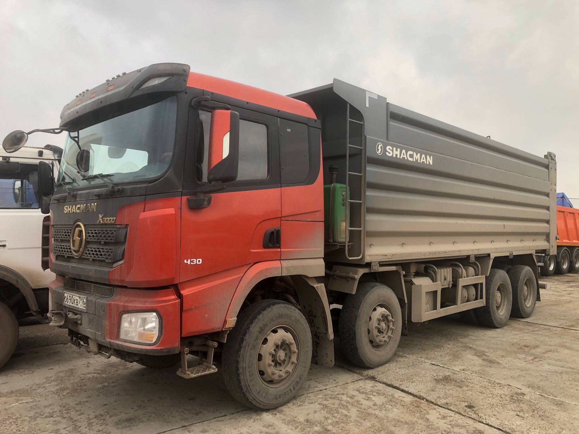 Shacman SX33186V366