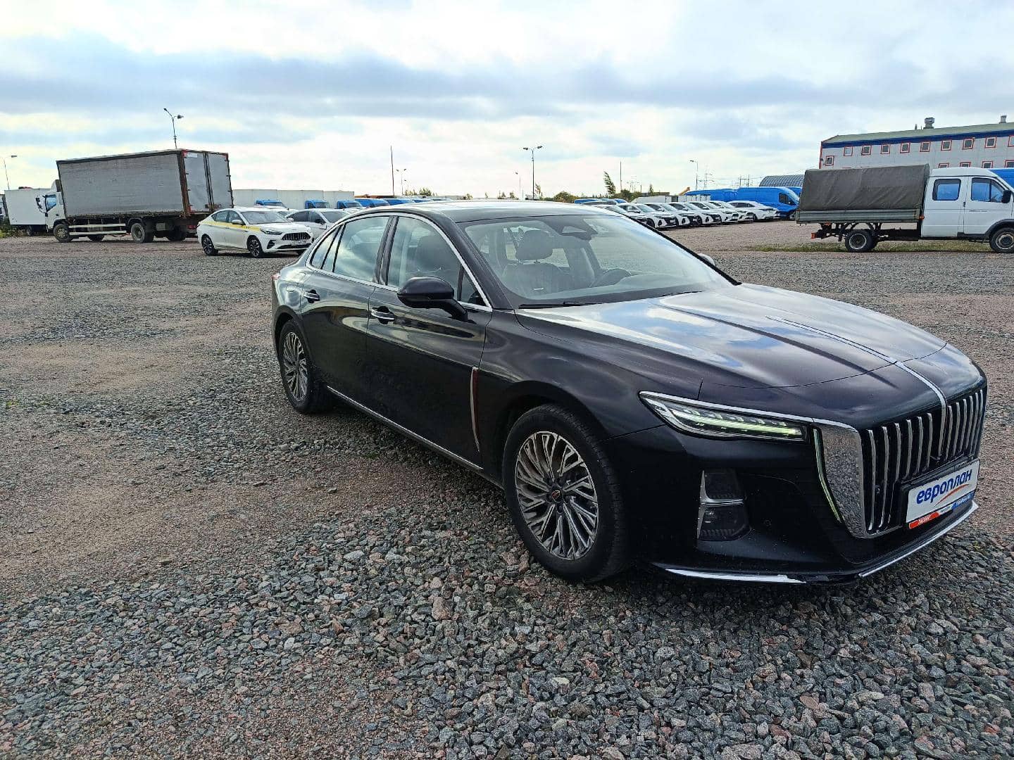 Hongqi H5,  170 814 км, 2024 года в лизинг