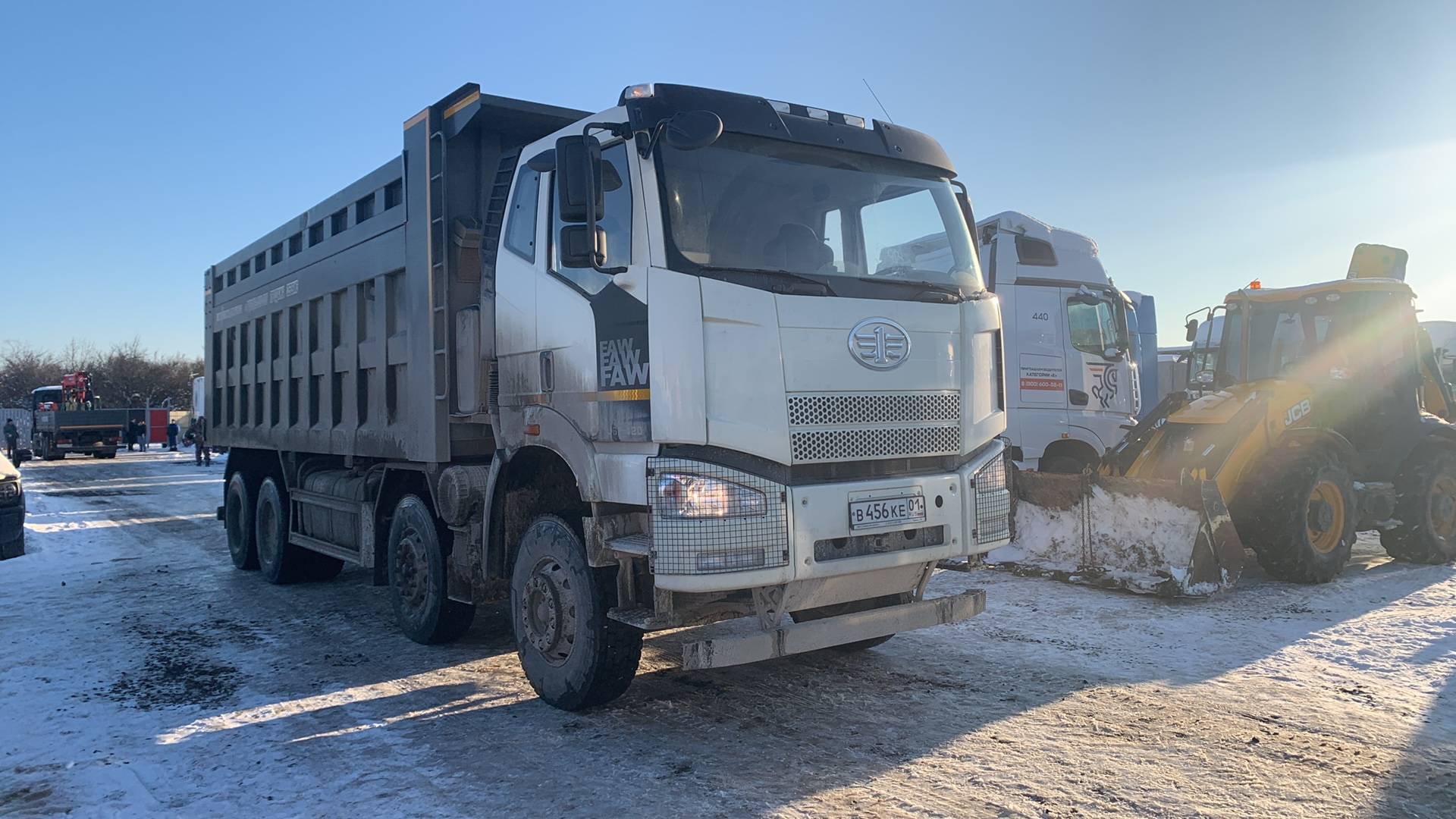 FAW CA3310P66K24T4E5 8х4,  73 150 км, 2023 года в лизинг