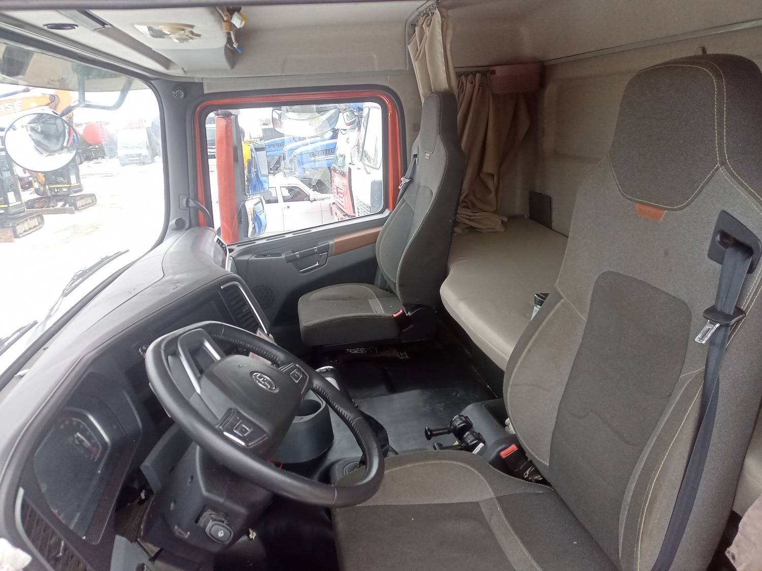 Shacman SX42586V385 Лот 000008886