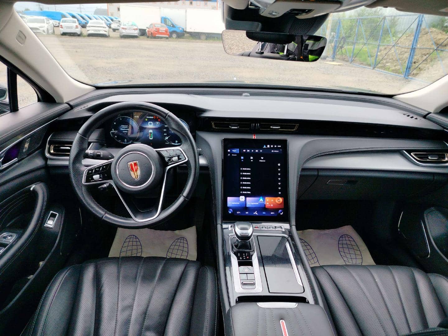 Hongqi H5,  133 950 км, 2024 года в лизинг