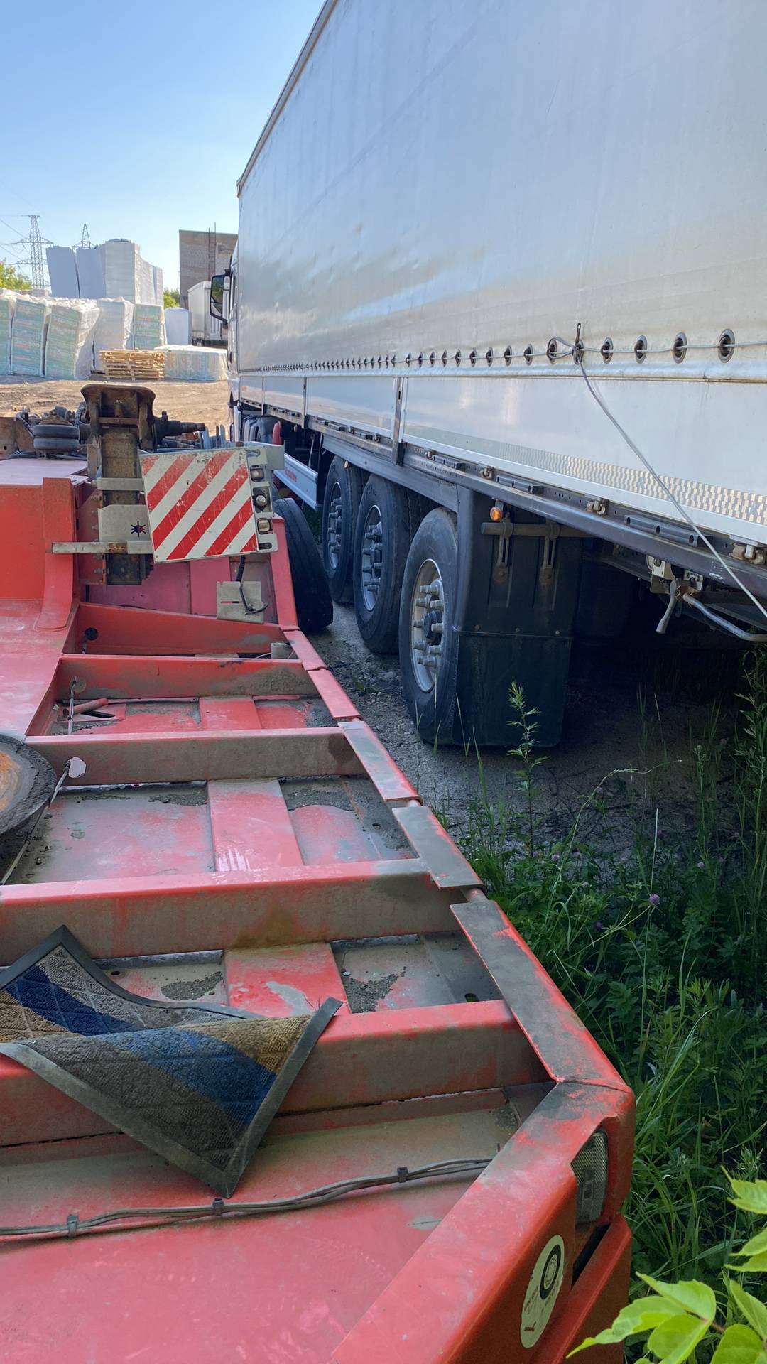 Компания СпецПрицеп Тяжеловоз низкорамный 9942L4, 2022 года в лизинг