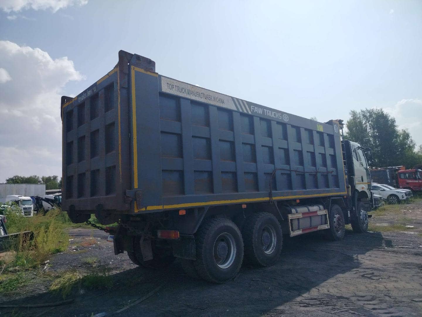 FAW CA3310P66K24T4E5 8х4,  148 571 км, 2023 года в лизинг