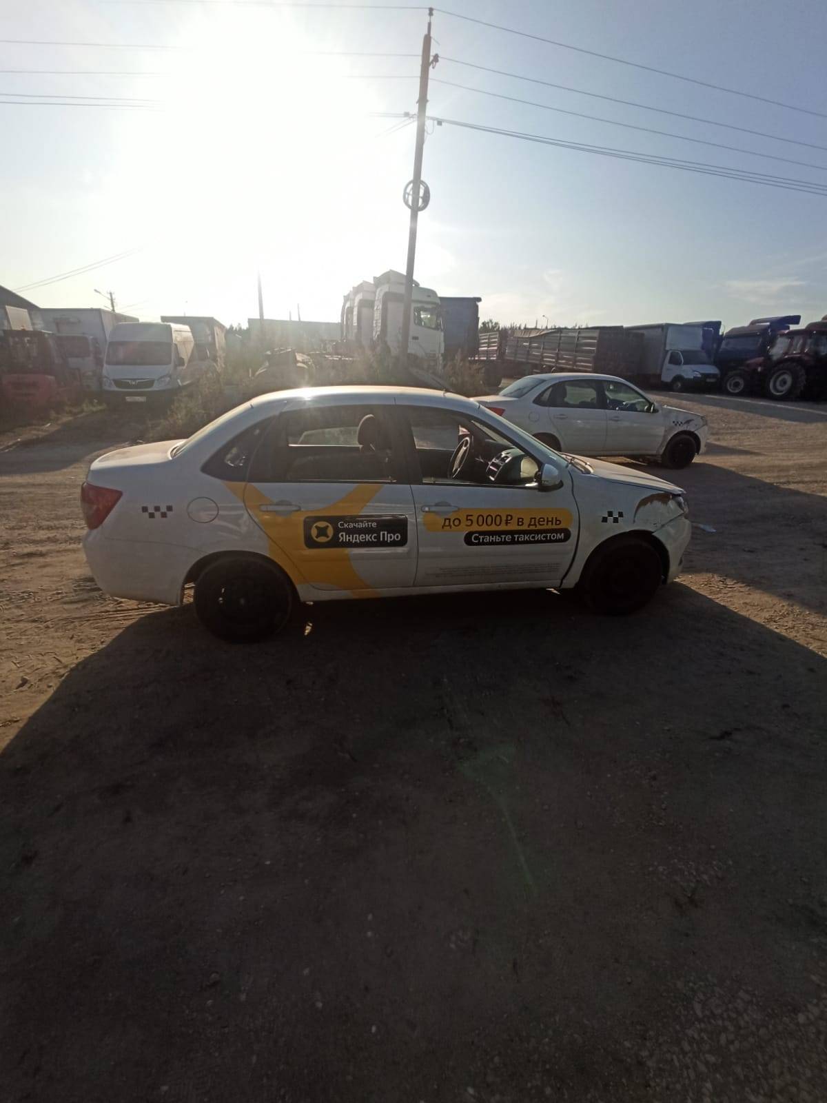Lada Granta седан,  120 000 км, 2022 года