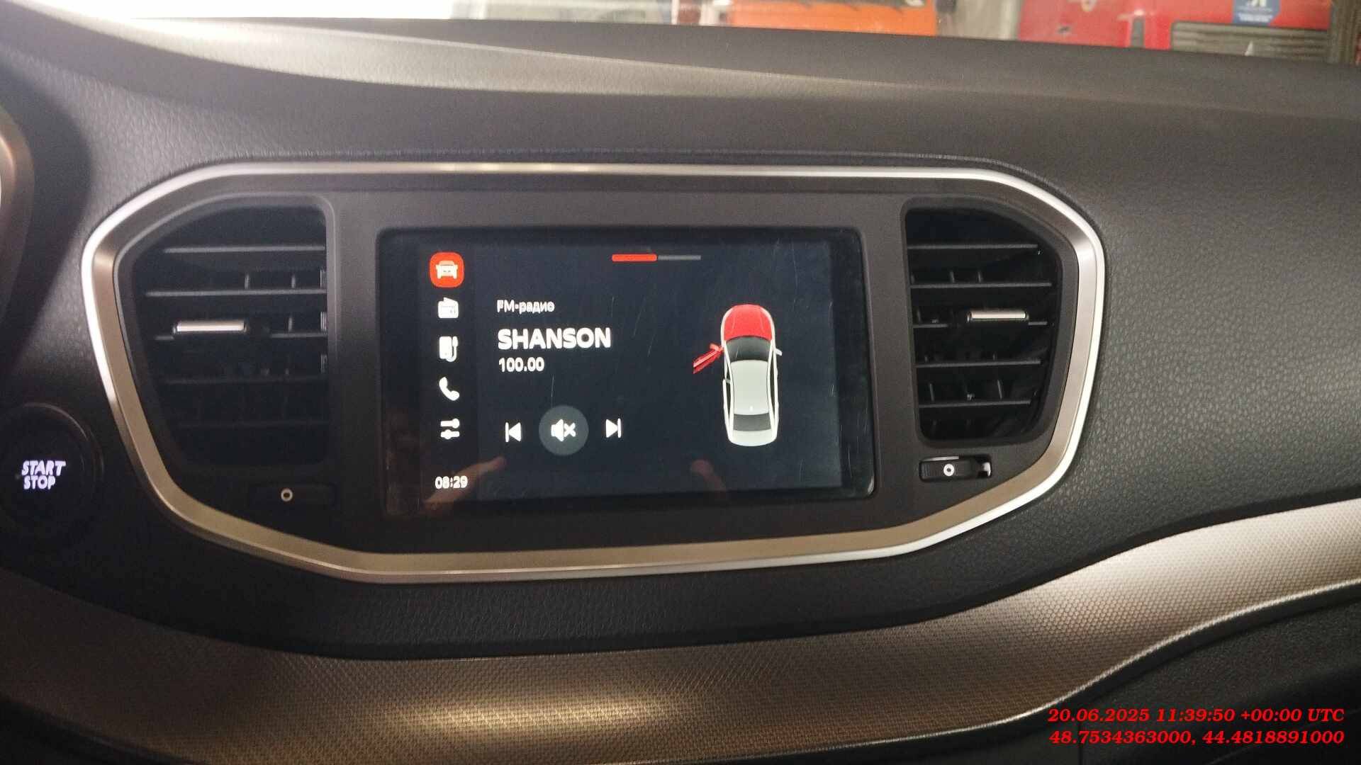 Lada Vesta седан,  14 687 км, 2024 года в лизинг