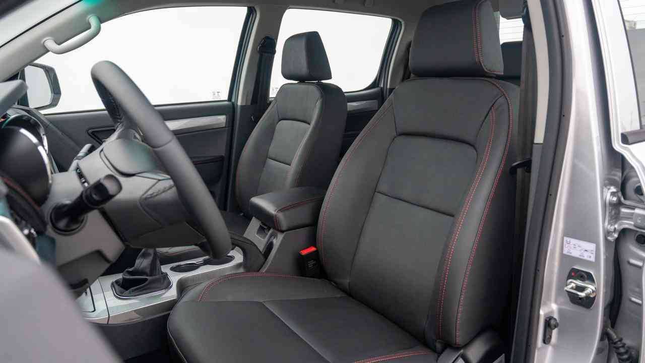 Sollers ST6 Comfort 2.0 MT 4WD