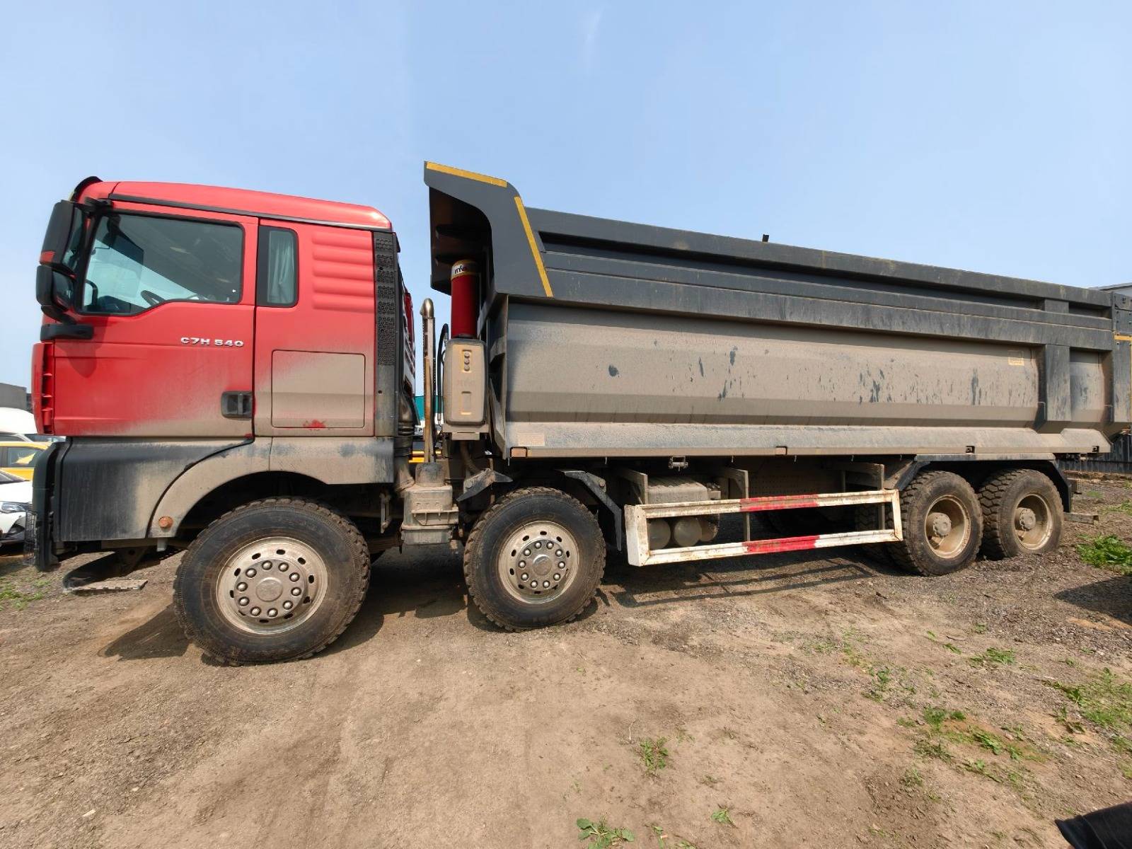 Sitrak ZZ3316V466ME,  16 243 км, 2024 года в лизинг