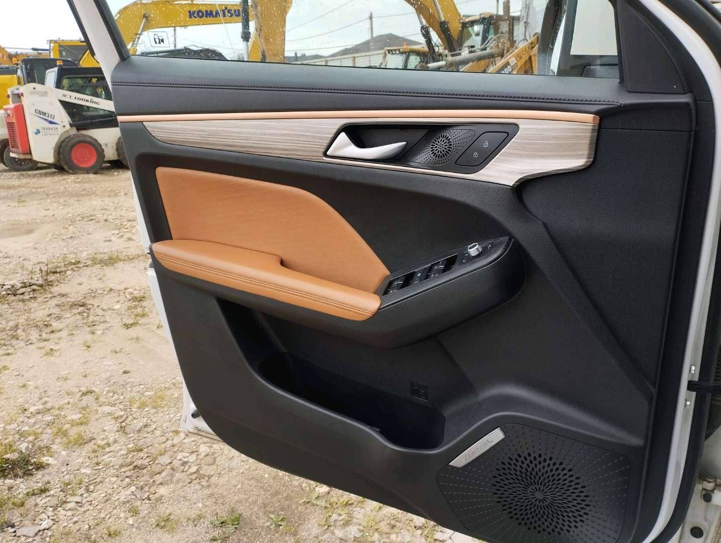 Haval Jolion,  295 189 км, 2023 года в лизинг
