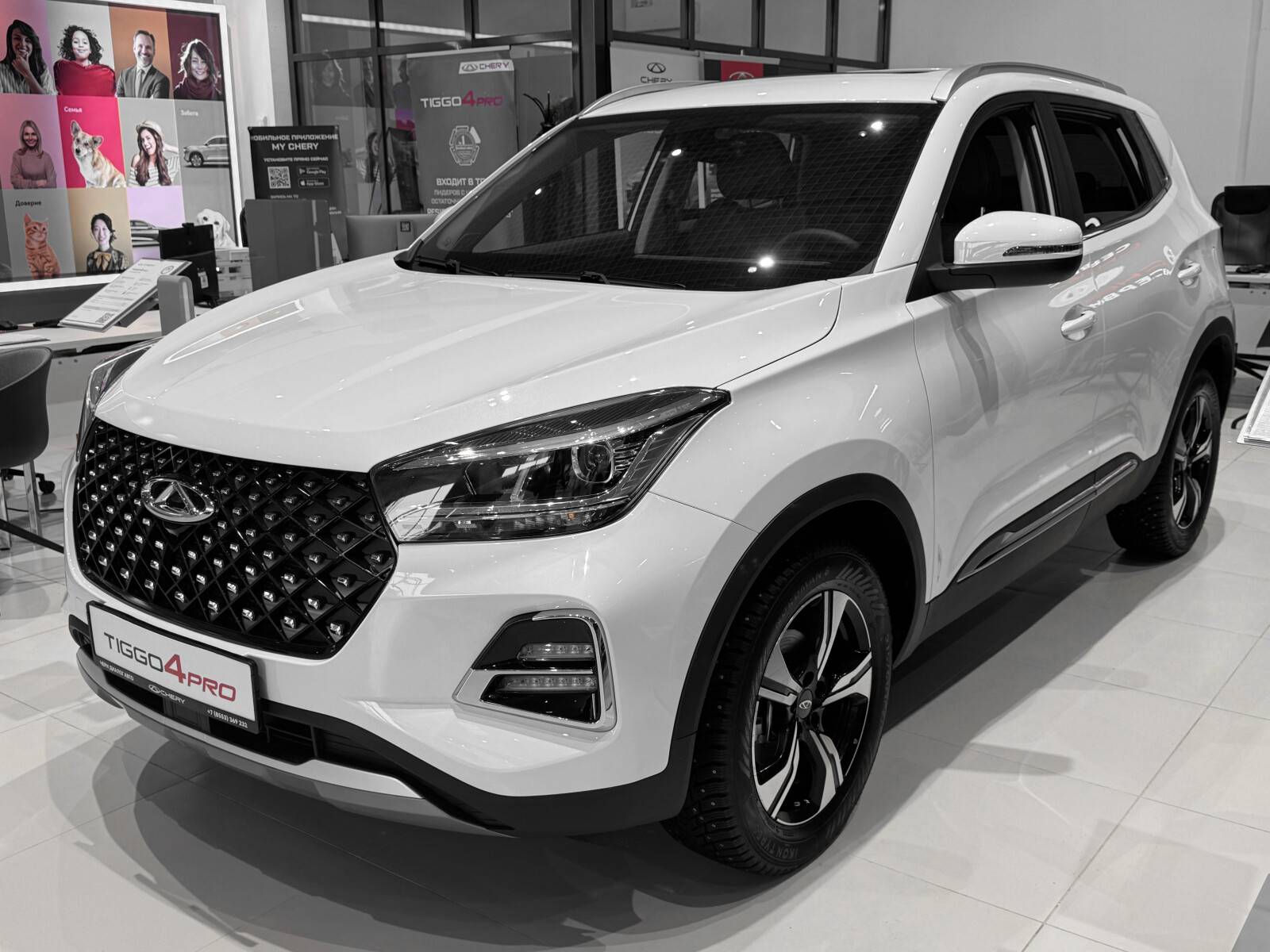 Chery Tiggo 4 PRO Action