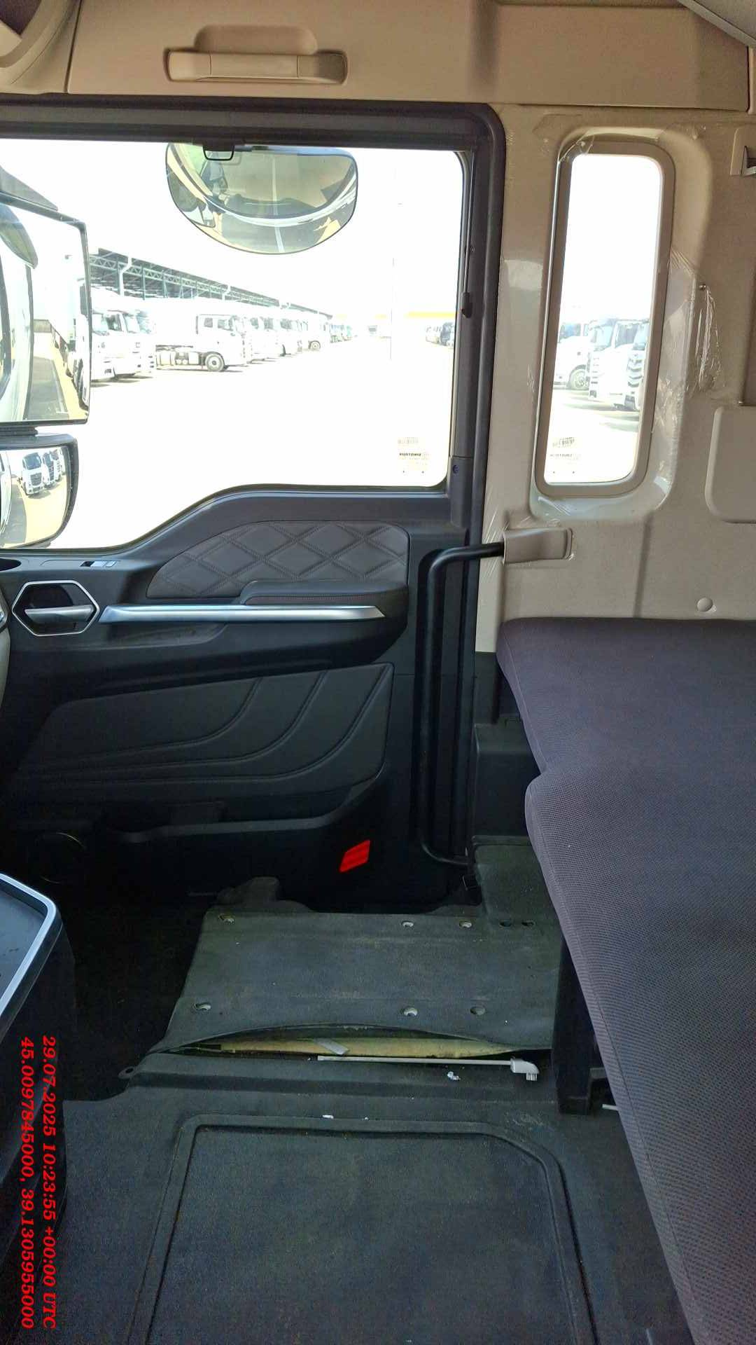 Sitrak ZZ4186V391HE,  154 512 км, 2023 года в лизинг