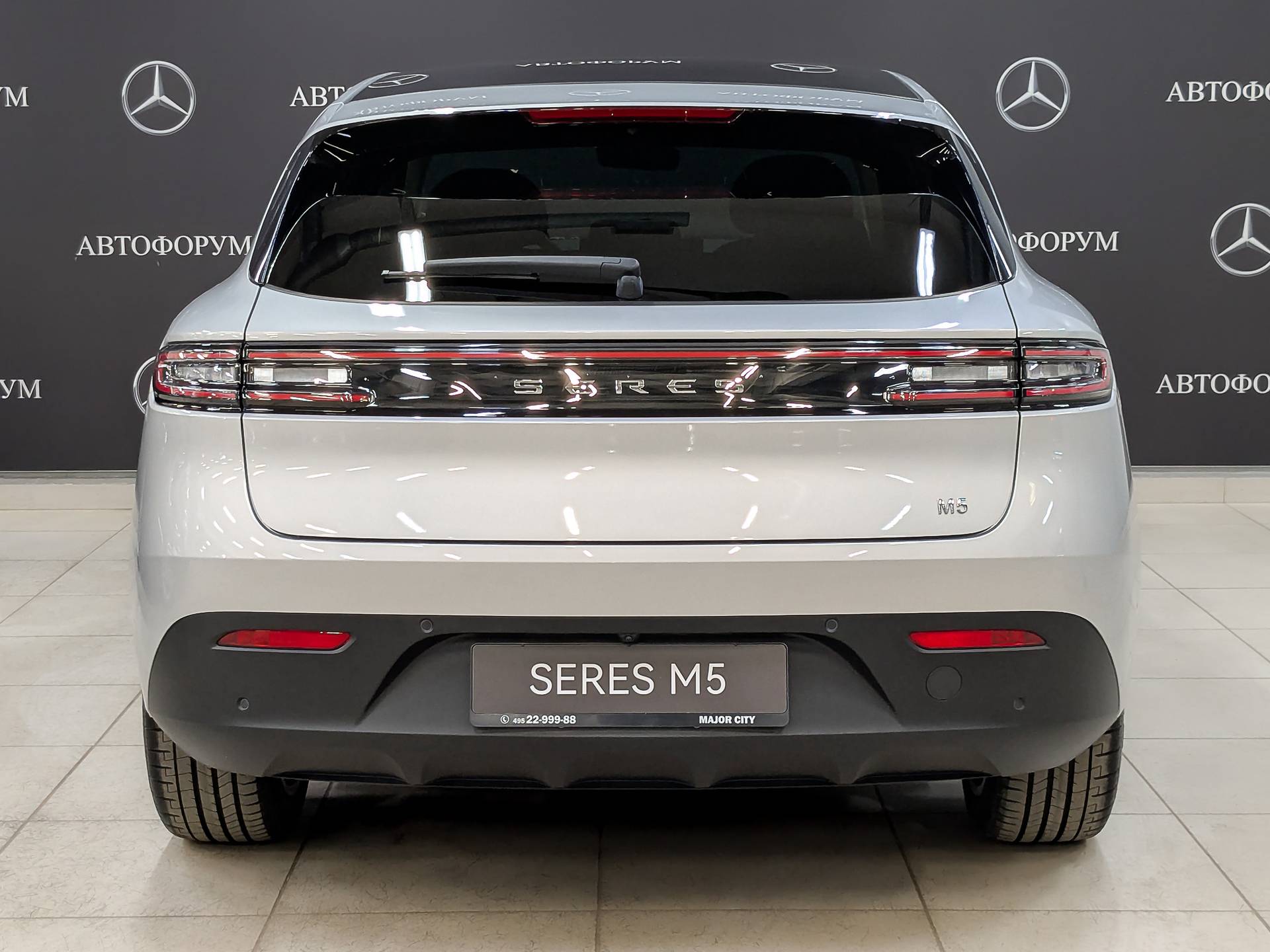 Seres M5 Premium 1.5hyb AT 4WD