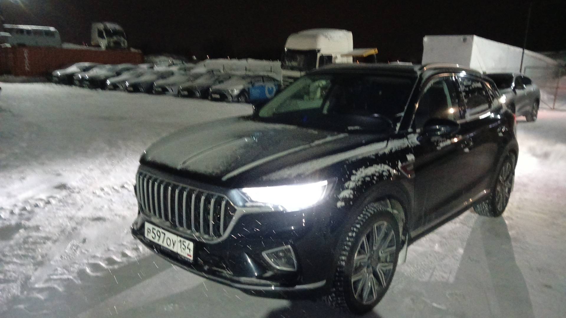 Hongqi HS5,  16 924 км, 2024 года в лизинг